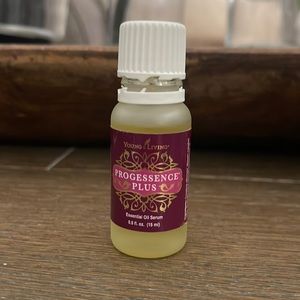 Young Living Progessence Plus essential oil serum - 15 ml - used once